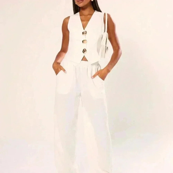 White Casual Women's Metal Button Sleeveless Minimalist Vest Top - Picture 4 of 5